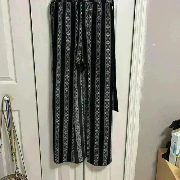 Navy Blue Romper with Covering - Picture 2 of 6